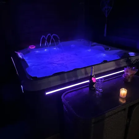 アパート & Casanou